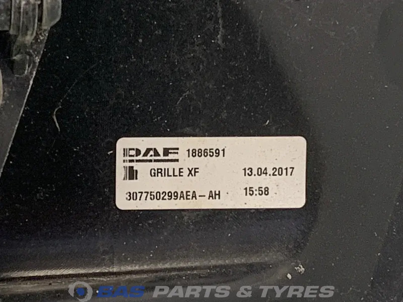 DAF XF106 Grille DAF 1886591 - Parrilla para Camión: foto 3 DAF XF106 Grille DAF 1886591 - Parrilla para Camión: foto 3