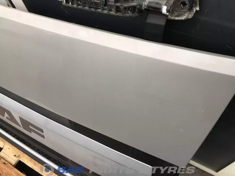 DAF XF106 Grille DAF 1892076 - Parrilla para Camión: foto 4 DAF XF106 Grille DAF 1892076 - Parrilla para Camión: foto 4