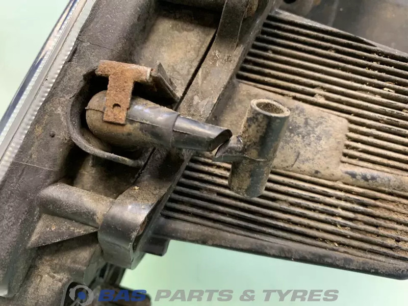 DAF XF106 Koplamp Links 1857534 - Faro delantero para Camión: foto 4 DAF XF106 Koplamp Links 1857534 - Faro delantero para Camión: foto 4