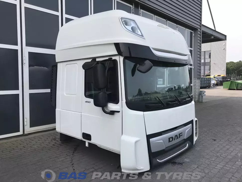 DAF XF106 - Cabina e interior para Camión: foto 2 DAF XF106 - Cabina e interior para Camión: foto 2