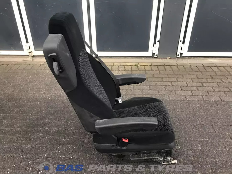 Mercedes-Benz Actros MP4 Bestuurdersstoel Mercedes A 960 910 27 02 - Asiento para Camión: foto 4 Mercedes-Benz Actros MP4 Bestuurdersstoel Mercedes A 960 910 27 02 - Asiento para Camión: foto 4