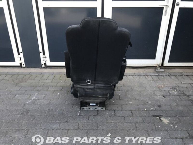 Mercedes-Benz Actros MP4 Chauffeursstoel Mercedes A 960 910 47 01 - Asiento para Camión: foto 1 Mercedes-Benz Actros MP4 Chauffeursstoel Mercedes A 960 910 47 01 - Asiento para Camión: foto 1
