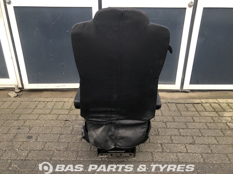 Mercedes-Benz Actros MP4 Chauffeursstoel Mercedes A 960 910 73 04 - Asiento para Camión: foto 3 Mercedes-Benz Actros MP4 Chauffeursstoel Mercedes A 960 910 73 04 - Asiento para Camión: foto 3
