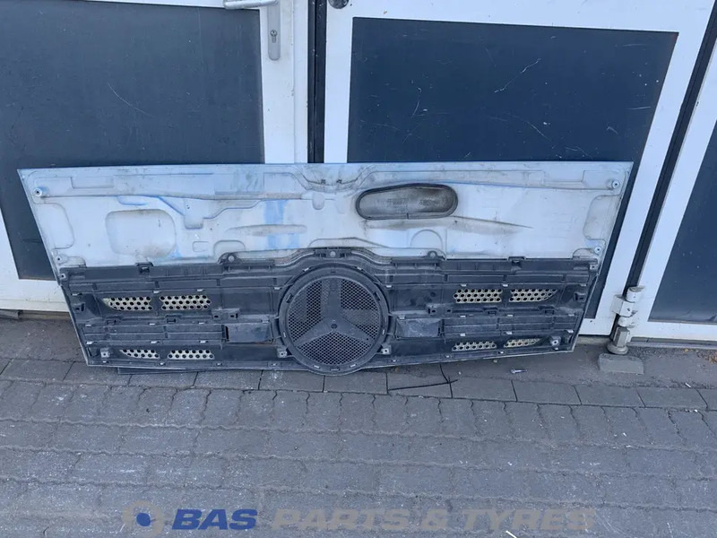 Mercedes-Benz Actros MP4 Frontklep Mercedes A 960 750 03 18 - Parrilla para Camión: foto 2 Mercedes-Benz Actros MP4 Frontklep Mercedes A 960 750 03 18 - Parrilla para Camión: foto 2