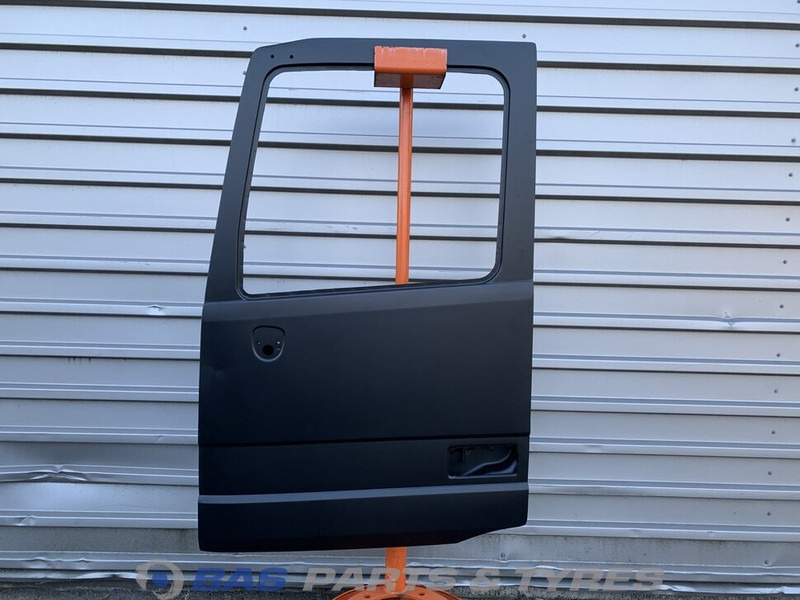 Mercedes-Benz Actros MP4 - Puerta y piezas para Camión: foto 1 Mercedes-Benz Actros MP4 - Puerta y piezas para Camión: foto 1