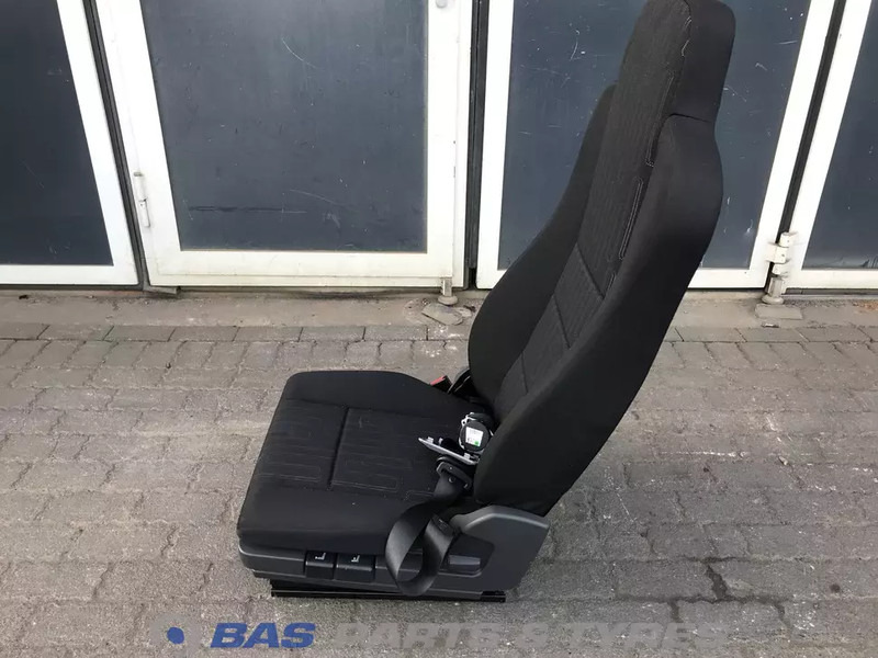 Mercedes-Benz Atego MP4 Bestuurdersstoel Mercedes A 967 910 13 01 - Asiento para Camión: foto 2 Mercedes-Benz Atego MP4 Bestuurdersstoel Mercedes A 967 910 13 01 - Asiento para Camión: foto 2