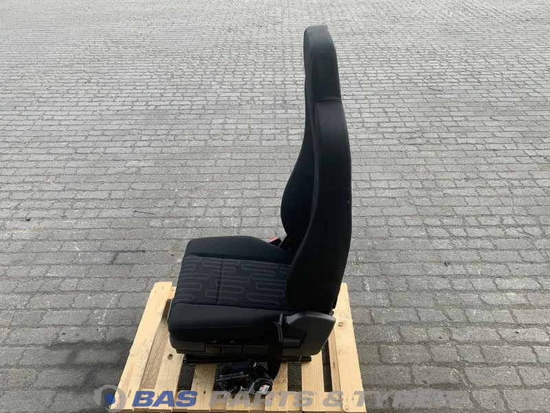 Mercedes-Benz Atego MP4 Bestuurdersstoel Mercedes A 967 910 13 01 - Asiento para Camión: foto 4 Mercedes-Benz Atego MP4 Bestuurdersstoel Mercedes A 967 910 13 01 - Asiento para Camión: foto 4
