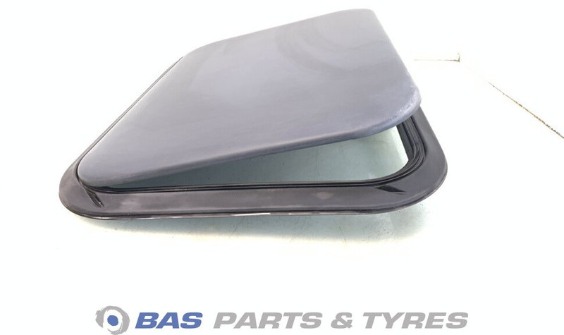 Mercedes-Benz Dakluik Mercedes A 943 830 01 42 - Visera parasol para Camión: foto 2 Mercedes-Benz Dakluik Mercedes A 943 830 01 42 - Visera parasol para Camión: foto 2