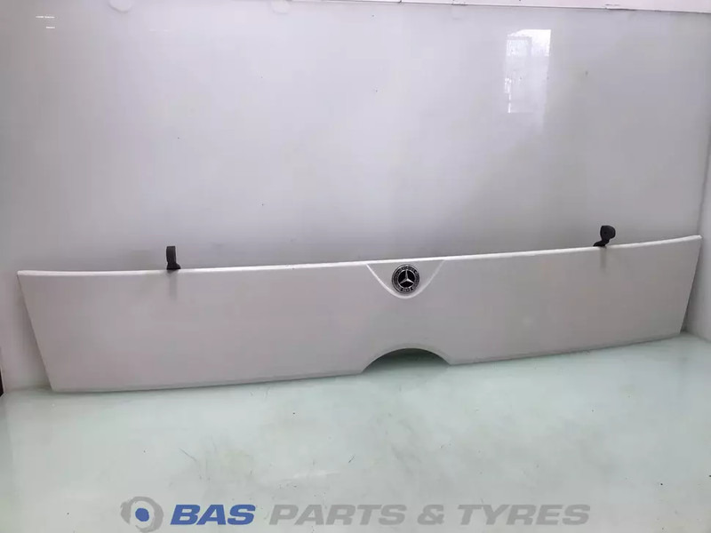 Mercedes-Benz Grille Mercedes A 967 751 01 09 - Carrocería y exterior para Camión: foto 1 Mercedes-Benz Grille Mercedes A 967 751 01 09 - Carrocería y exterior para Camión: foto 1