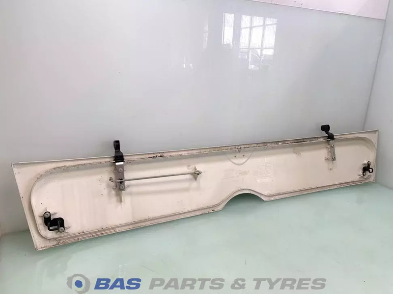 Mercedes-Benz Grille Mercedes A 967 751 01 09 - Carrocería y exterior para Camión: foto 2 Mercedes-Benz Grille Mercedes A 967 751 01 09 - Carrocería y exterior para Camión: foto 2