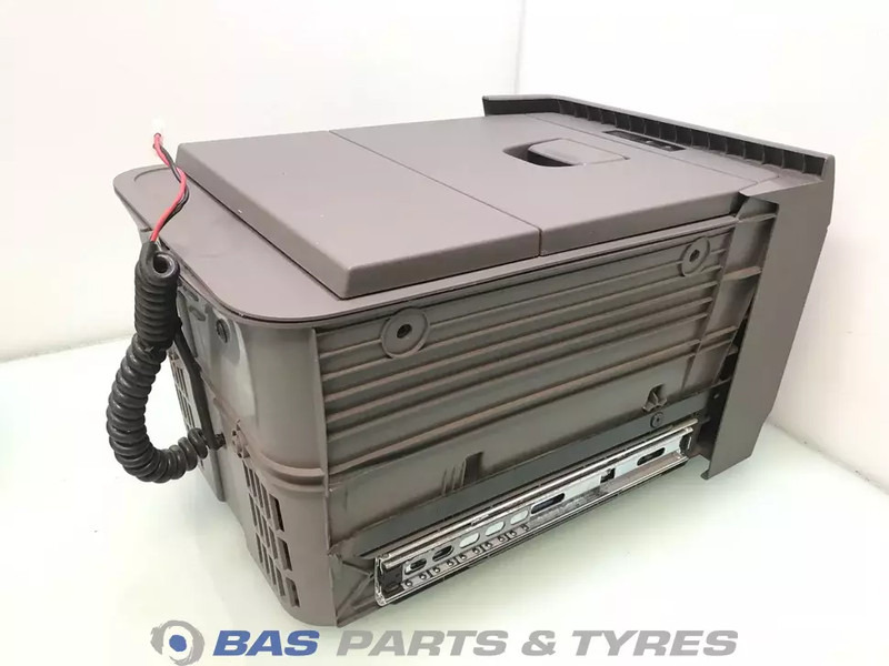 Scania R-Serie NextGen Koelkast Scania 17 Liter 2770785 - Recambio para Camión: foto 4 Scania R-Serie NextGen Koelkast Scania 17 Liter 2770785 - Recambio para Camión: foto 4