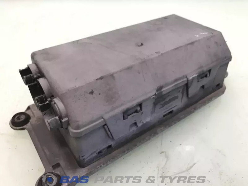 Volvo Regeleenheid CCIOM Volvo 22053759 - Recambio para Camión: foto 4 Volvo Regeleenheid CCIOM Volvo 22053759 - Recambio para Camión: foto 4