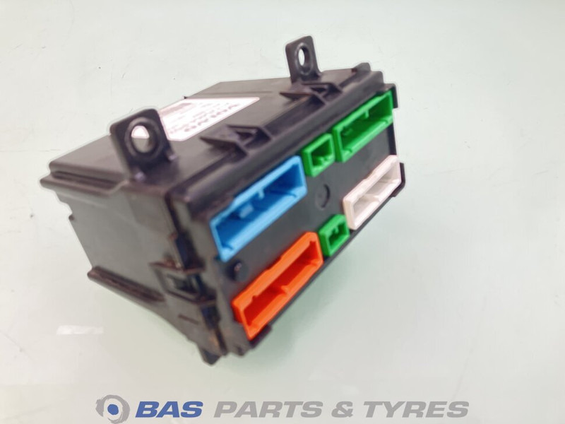 Volvo Regeleenheid VECU Volvo 20538397 - Recambio para Camión: foto 1 Volvo Regeleenheid VECU Volvo 20538397 - Recambio para Camión: foto 1