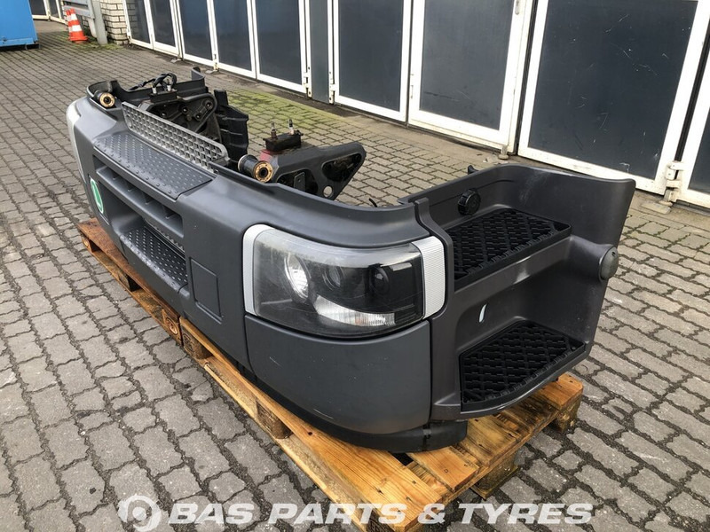 Renault D-Serie Bumper Renault 7421554759 - Parachoques para Camión: foto 2 Renault D-Serie Bumper Renault 7421554759 - Parachoques para Camión: foto 2