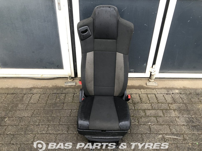 Renault D-Serie - Asiento para Camión: foto 1 Renault D-Serie - Asiento para Camión: foto 1