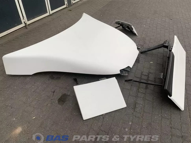 Renault T-Serie - Aerodinámica/ Spoiler para Camión: foto 3 Renault T-Serie - Aerodinámica/ Spoiler para Camión: foto 3