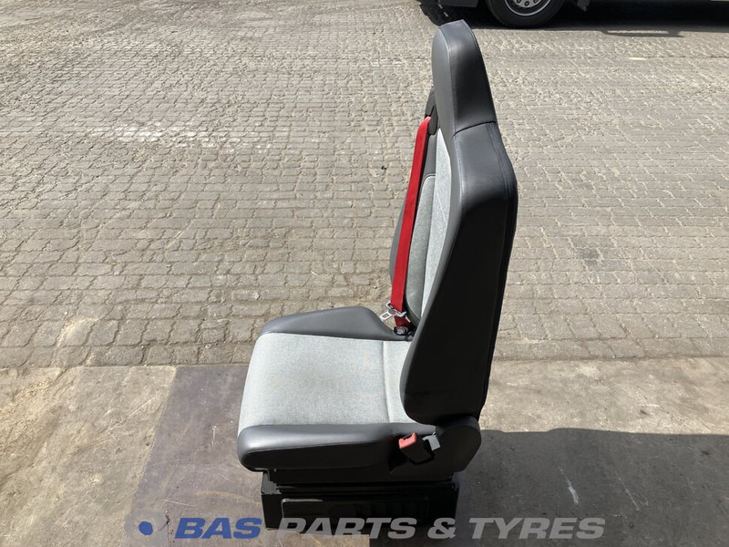 Renault T-Serie - Asiento para Camión: foto 2 Renault T-Serie - Asiento para Camión: foto 2