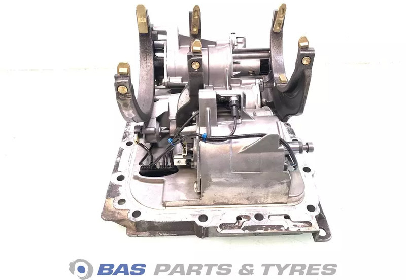 Renault Versnellingsbakdeksel Renault 7421244590 - Caja de cambios para Camión: foto 5 Renault Versnellingsbakdeksel Renault 7421244590 - Caja de cambios para Camión: foto 5