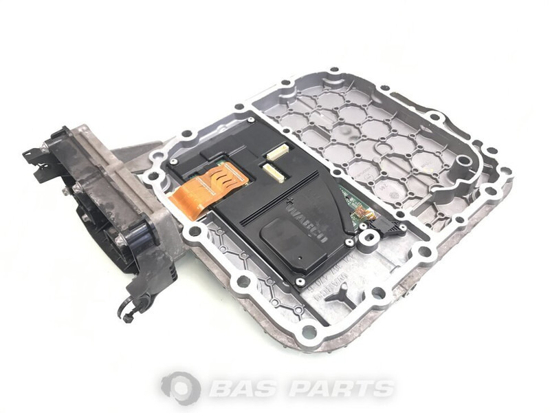Renault Versnellingsbakdeksel Renault 7424213321 - Caja de cambios para Camión: foto 1 Renault Versnellingsbakdeksel Renault 7424213321 - Caja de cambios para Camión: foto 1