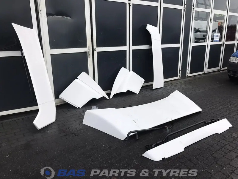Scania G-Serie NextGen Spoilerset Scania CG-20 Normal L3H2 2335705 - Aerodinámica/ Spoiler para Camión: foto 3 Scania G-Serie NextGen Spoilerset Scania CG-20 Normal L3H2 2335705 - Aerodinámica/ Spoiler para Camión: foto 3