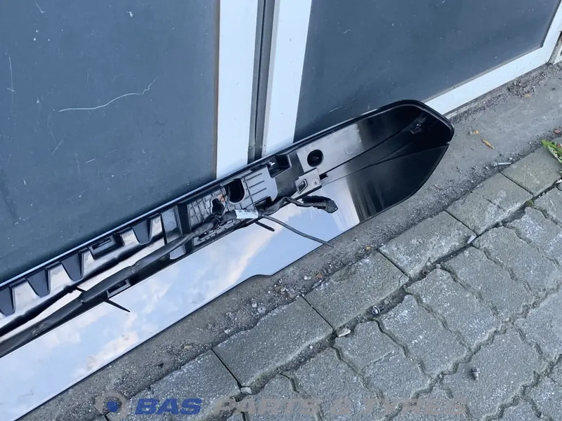 Scania G-Serie Zonneklep Scania CG-20 Normal L3H2 2341420 - Visera parasol para Camión: foto 5 Scania G-Serie Zonneklep Scania CG-20 Normal L3H2 2341420 - Visera parasol para Camión: foto 5