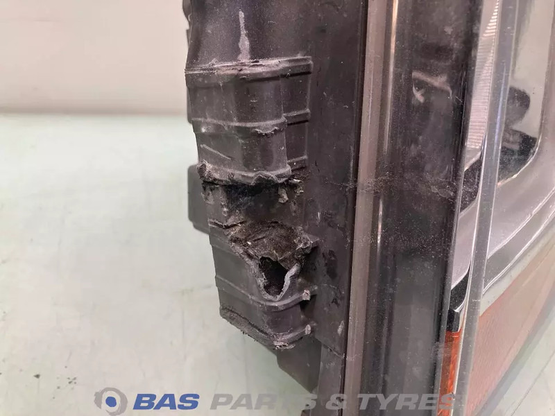 Scania Koplamp Links 2379890 - Faro delantero para Camión: foto 4 Scania Koplamp Links 2379890 - Faro delantero para Camión: foto 4