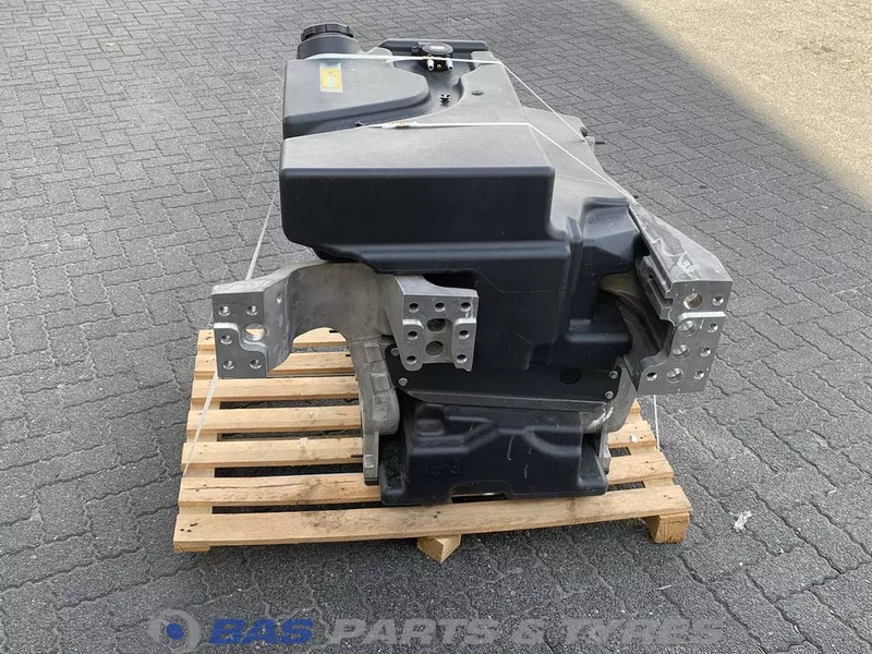 Volvo Brandstoftank Volvo 290 Liter 22951971 - Depósito de combustible para Camión: foto 4 Volvo Brandstoftank Volvo 290 Liter 22951971 - Depósito de combustible para Camión: foto 4