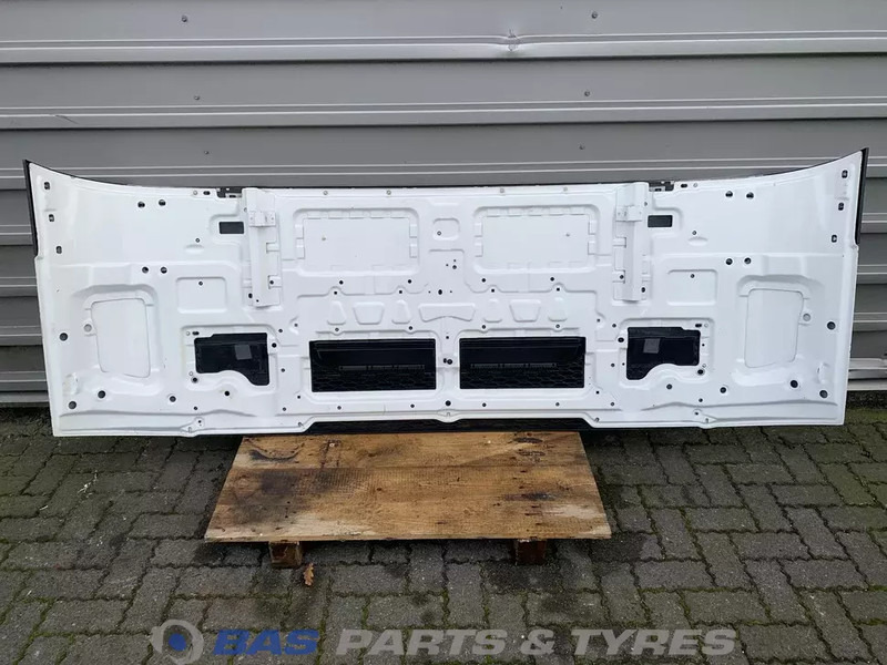 Volvo FH4 Frontklep Volvo 82219161 - Parrilla para Camión: foto 2 Volvo FH4 Frontklep Volvo 82219161 - Parrilla para Camión: foto 2