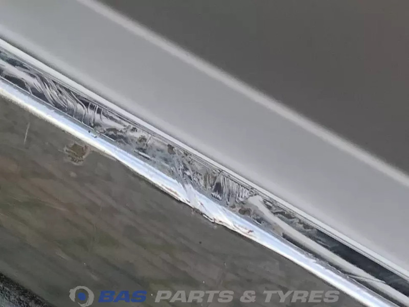 Volvo FH4 Frontklep Volvo 82360122 - Parrilla para Camión: foto 4 Volvo FH4 Frontklep Volvo 82360122 - Parrilla para Camión: foto 4