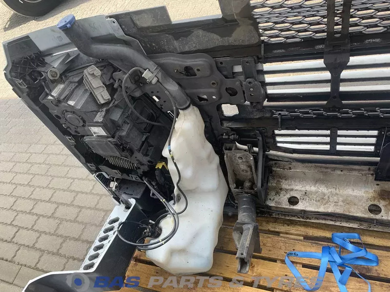 Volvo FH4 - Parachoques para Camión: foto 4 Volvo FH4 - Parachoques para Camión: foto 4