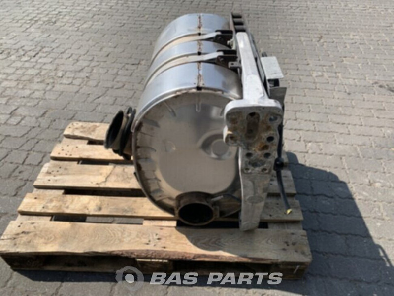 Volvo Uitlaatdemper Volvo 20579347 - Convertidor catalítico para Camión: foto 3 Volvo Uitlaatdemper Volvo 20579347 - Convertidor catalítico para Camión: foto 3