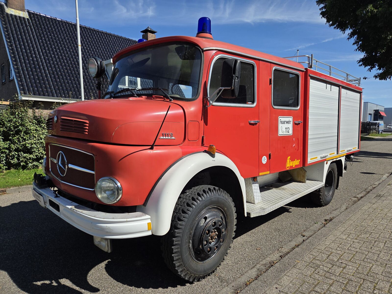 Mercedes-Benz LAF 1113 B 4X4 Turbo Diesel (170 PK) brandweerwagen - Camión de bomberos: foto 2 Mercedes-Benz LAF 1113 B 4X4 Turbo Diesel (170 PK) brandweerwagen - Camión de bomberos: foto 2