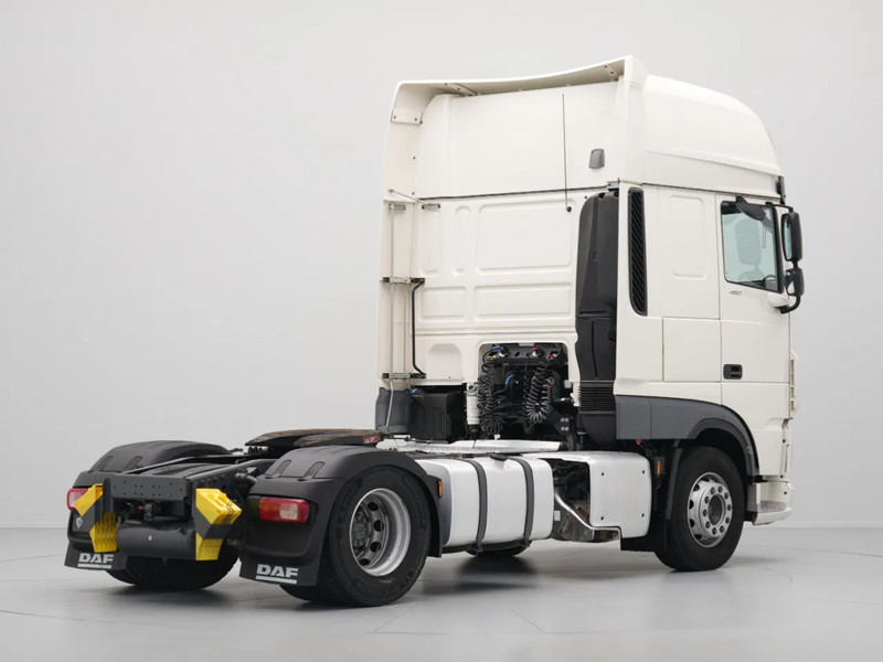 DAF XF 480 FT Super Space Cab, 2x Tanks - Cabeza tractora: foto 5 DAF XF 480 FT Super Space Cab, 2x Tanks - Cabeza tractora: foto 5