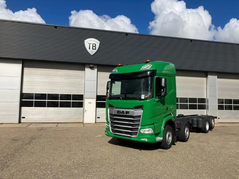 DAF XF 480 FAX CHASSIS SLEEPER HIGH CAB PTO ADR, KLASSEN AT+FL+EX2/3*, - NEW - Camión chasis: foto 4 DAF XF 480 FAX CHASSIS SLEEPER HIGH CAB PTO ADR, KLASSEN AT+FL+EX2/3*, - NEW - Camión chasis: foto 4