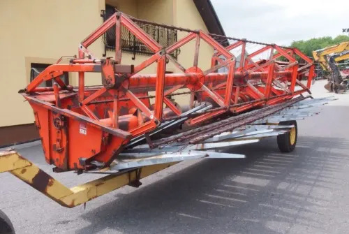 Heder do kombajnu Deutz-Fahr 1600,1610,1620,1630, 2680,2780, 2385,2685,2780, - Cabezal de grano: foto 1 Heder do kombajnu Deutz-Fahr 1600,1610,1620,1630, 2680,2780, 2385,2685,2780, - Cabezal de grano: foto 1