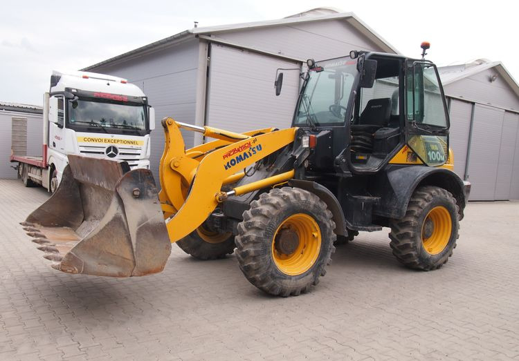 Ładowarka Komatsu WA100-6 2012 Ładowarka Komatsu WA 100-6 - Cargadora de ruedas: foto 4 Ładowarka Komatsu WA100-6 2012 Ładowarka Komatsu WA 100-6 - Cargadora de ruedas: foto 4