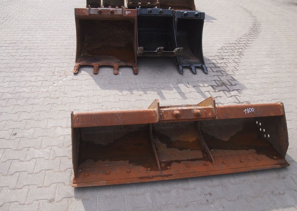 Łyżka skarpowa (skarpówka) Mecalac Mecalac 10, 12 Łyżka skarpowa (skarpówka) 1,8m - Cazo para excavadora: foto 5 Łyżka skarpowa (skarpówka) Mecalac Mecalac 10, 12 Łyżka skarpowa (skarpówka) 1,8m - Cazo para excavadora: foto 5