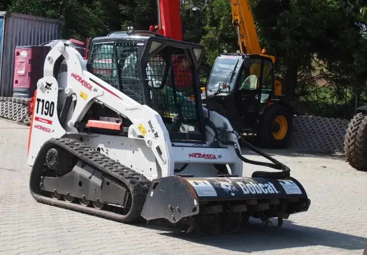 Miniładowarka Bobcat T190 2012 - Minicargadora: foto 4 Miniładowarka Bobcat T190 2012 - Minicargadora: foto 4