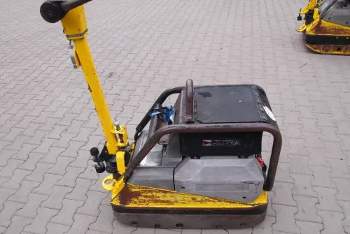 Ubijarka Wacker 4045 2011 - Plancha reversible: foto 3 Ubijarka Wacker 4045 2011 - Plancha reversible: foto 3