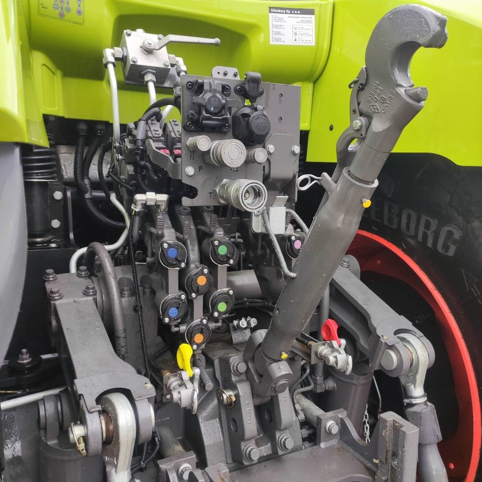Tractor Claas Axion 930: foto 18