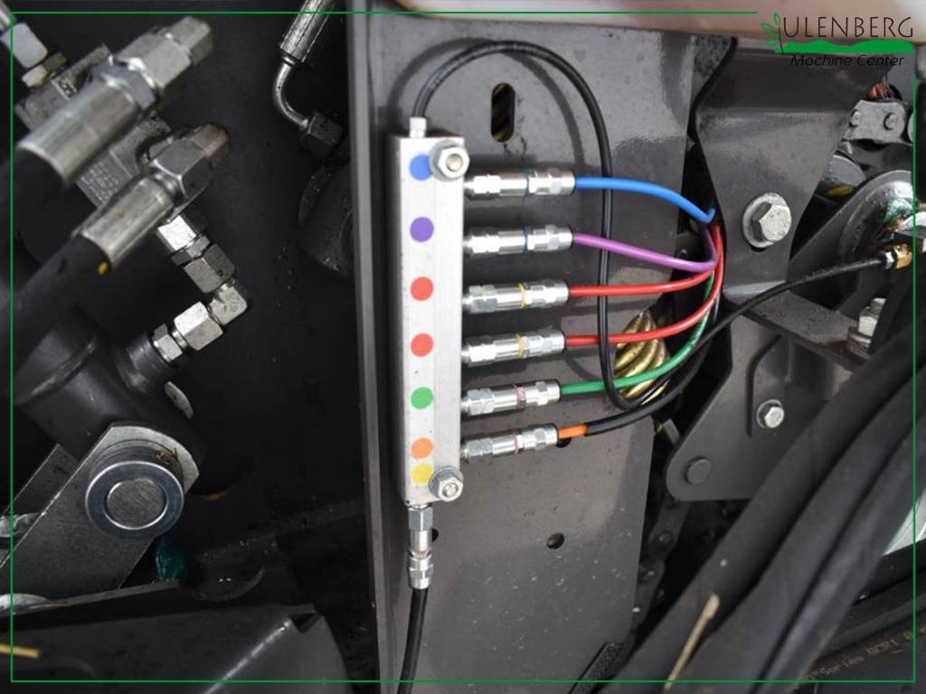 Arrendamiento de Claas Variant 460 RC  Claas Variant 460 RC: foto 10