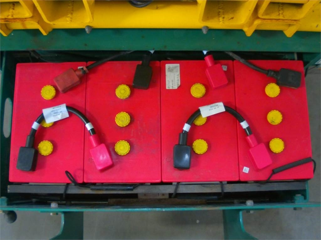 Haulotte Compact 14 - Plataforma de tijeras: foto 3 Haulotte Compact 14 - Plataforma de tijeras: foto 3