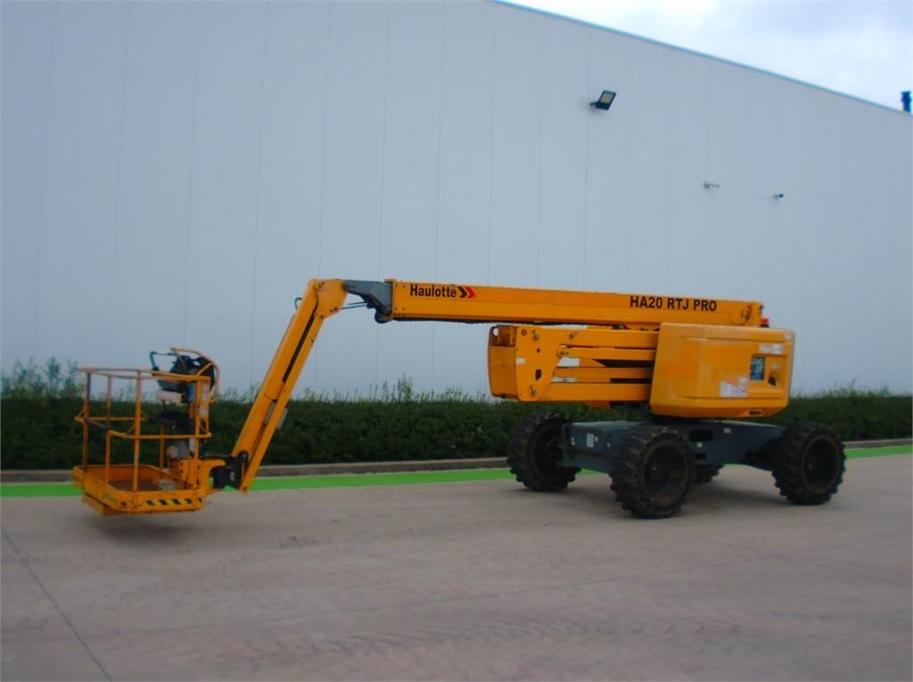 Haulotte HA20RTJ Pro - Plataforma articulada: foto 2 Haulotte HA20RTJ Pro - Plataforma articulada: foto 2