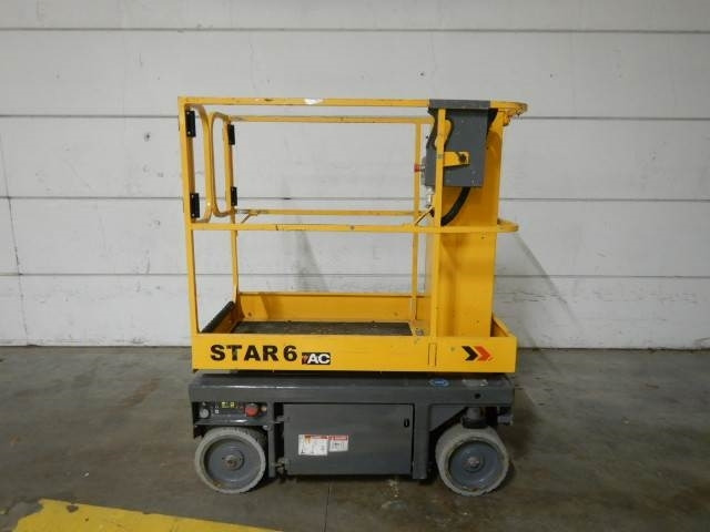 Haulotte STAR 6AC - Plataforma de mástil vertical: foto 1 Haulotte STAR 6AC - Plataforma de mástil vertical: foto 1