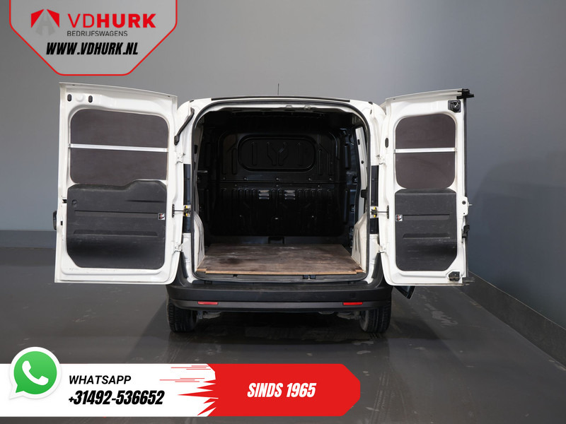 Fiat Dobló Cargo 1.3 MJ BPM VRIJ! 3x Voorraad NL Auto/ Airco/ Bluetooth/ Betimmering - Furgoneta pequeña: foto 5 Fiat Dobló Cargo 1.3 MJ BPM VRIJ! 3x Voorraad NL Auto/ Airco/ Bluetooth/ Betimmering - Furgoneta pequeña: foto 5