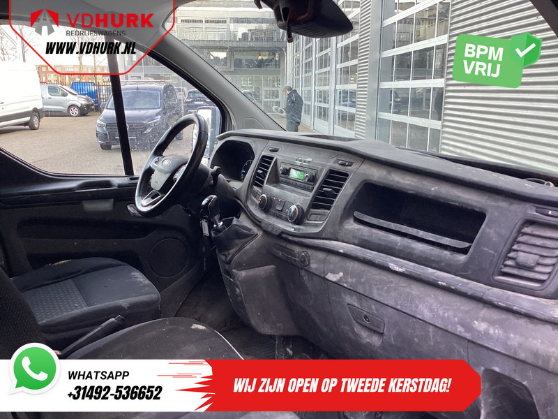 Ford Transit Custom 2.0 TDCI EXPORT NL Auto/ 3 Pers./ Airco/ Cruise/ Sidebars/ PDC/ Trekhaak - Furgoneta pequeña: foto 3 Ford Transit Custom 2.0 TDCI EXPORT NL Auto/ 3 Pers./ Airco/ Cruise/ Sidebars/ PDC/ Trekhaak - Furgoneta pequeña: foto 3