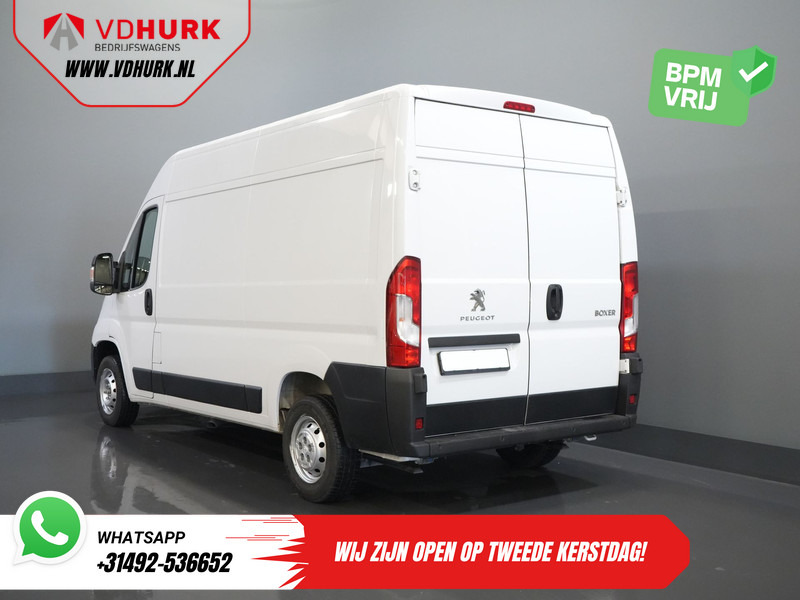 Peugeot Boxer 2.2 HDi 120 pk L2H2 BPM VRIJ! (DEMO) 2.5t Trekverm./ Navi/ PDC/ Cruise/ Airco - Furgoneta pequeña: foto 2 Peugeot Boxer 2.2 HDi 120 pk L2H2 BPM VRIJ! (DEMO) 2.5t Trekverm./ Navi/ PDC/ Cruise/ Airco - Furgoneta pequeña: foto 2