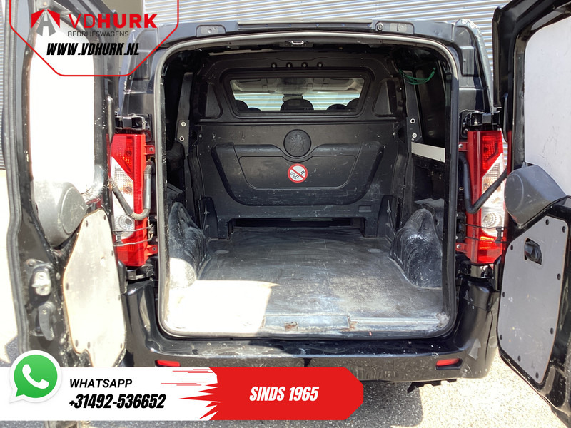 Peugeot Expert 1.6 HDI L2 DC Dubbel Cabine EXPORT ONLY DB Riem V.V./ APK 5-26'/ Airco/ Trekhaak - Furgoneta pequeña, Furgoneta combi: foto 5 Peugeot Expert 1.6 HDI L2 DC Dubbel Cabine EXPORT ONLY DB Riem V.V./ APK 5-26'/ Airco/ Trekhaak - Furgoneta pequeña, Furgoneta combi: foto 5
