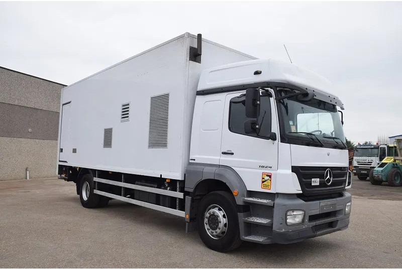 Mercedes-Benz Axor 1824 - Camión caja cerrada: foto 4 Mercedes-Benz Axor 1824 - Camión caja cerrada: foto 4