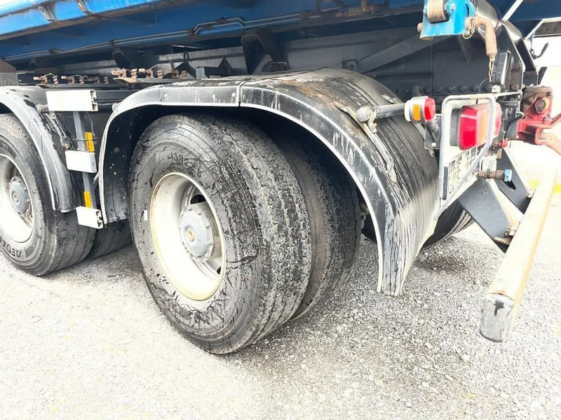 Mercedes-Benz Arocs 3342 *6x6*meegestuurd as*2zijdige kipper*Airco*Bluetooth - Camión volquete, Camión grúa: foto 5 Mercedes-Benz Arocs 3342 *6x6*meegestuurd as*2zijdige kipper*Airco*Bluetooth - Camión volquete, Camión grúa: foto 5